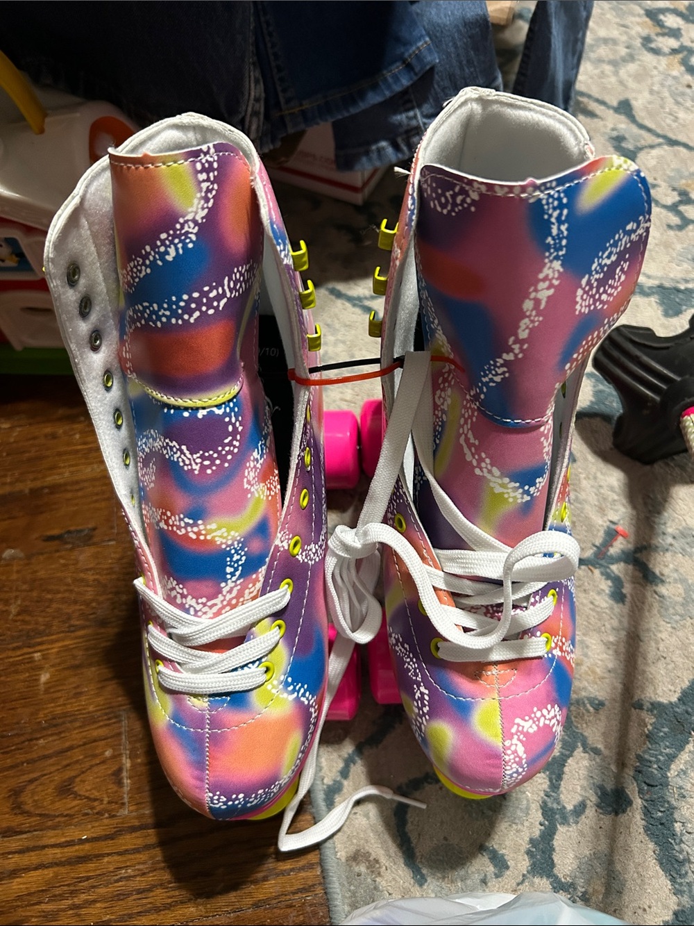 Women’s  Quad Tie DYE Colorful Rainbow Roller Skates - Pink Size 9/10 NEW